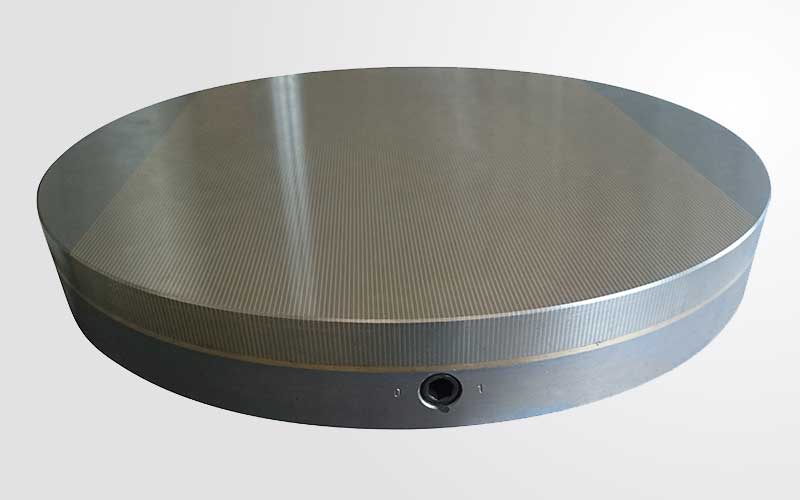 Fine pole round permanent magnetic chuck